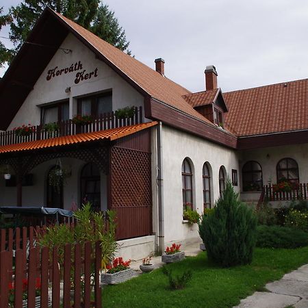Horvath Kert Vendeghaz Hotel Зирц Екстериор снимка