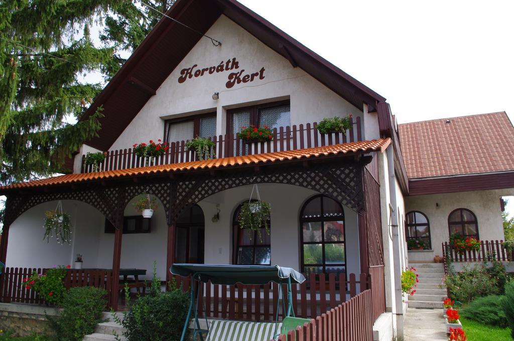 Horvath Kert Vendeghaz Hotel Зирц Екстериор снимка