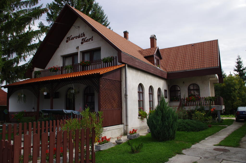 Horvath Kert Vendeghaz Hotel Зирц Екстериор снимка
